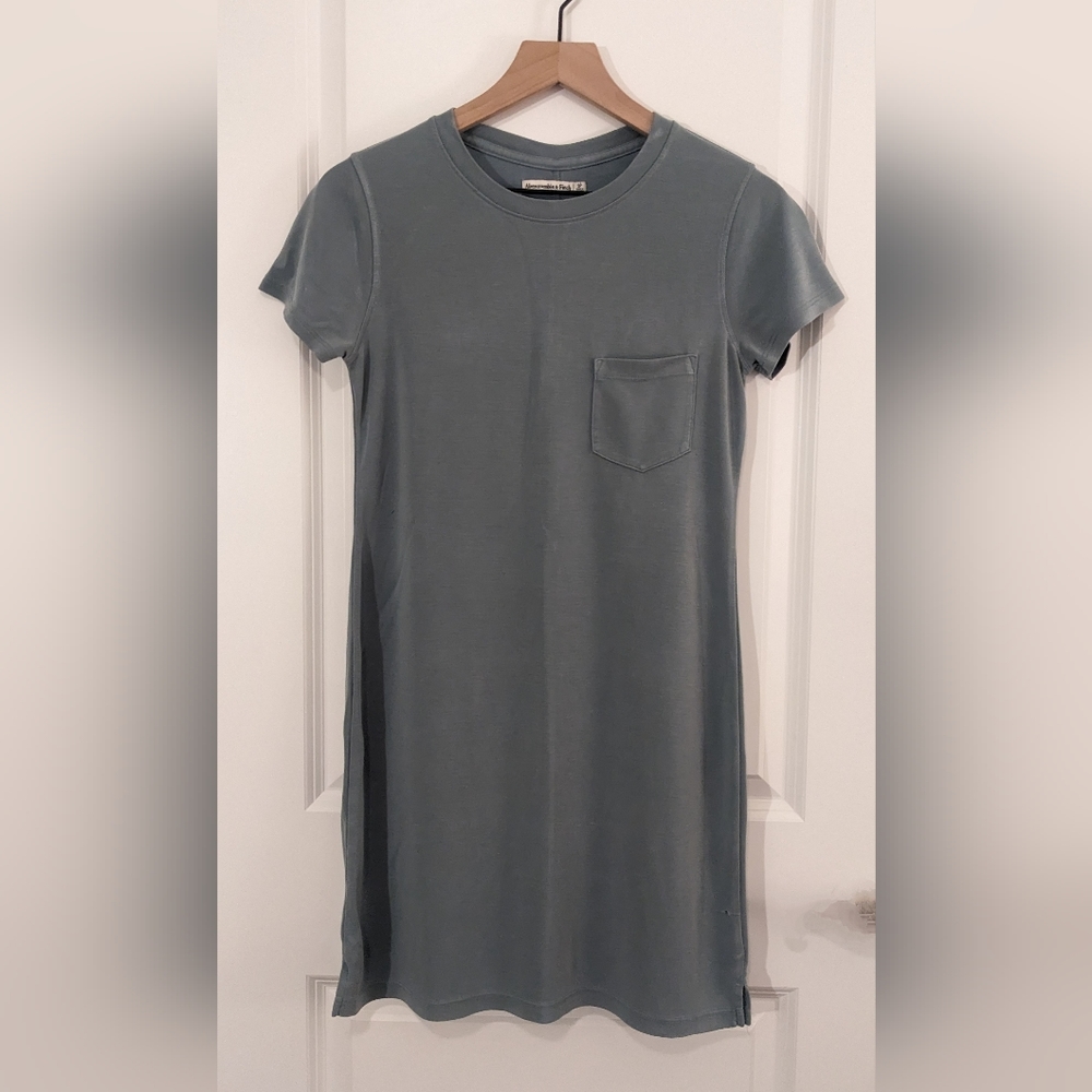 Abercrombie & Fitch Petite Small Blue/Gray T-shirt Dress With Pocket